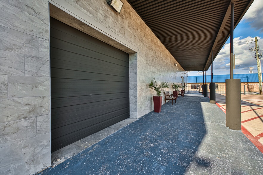 More Photos Of 102 S Shaver St, Pasadena Warehouse For Sale