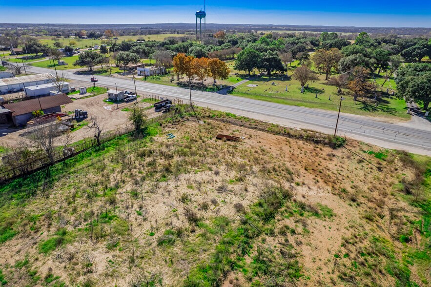 More Photos Of 1561 Pierce Street, Luling Land For Sale