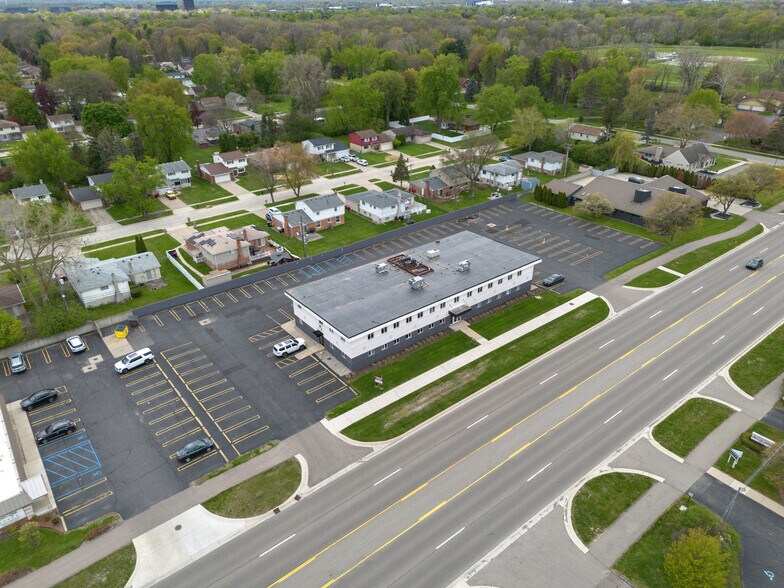 More Photos Of 20411 W 12 Mile Rd, Southfield Office For Sale