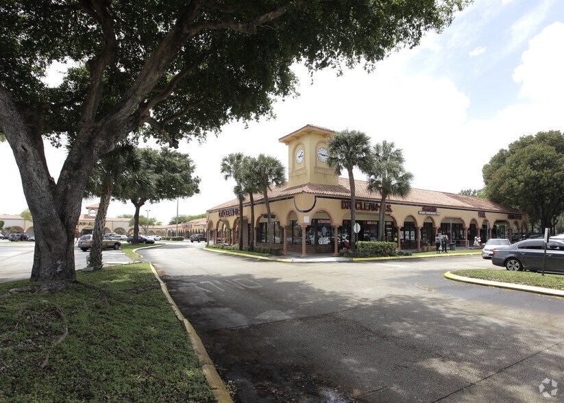 More Photos Of 3100-4661 W Commercial Blvd, Tamarac General Retail For Lease