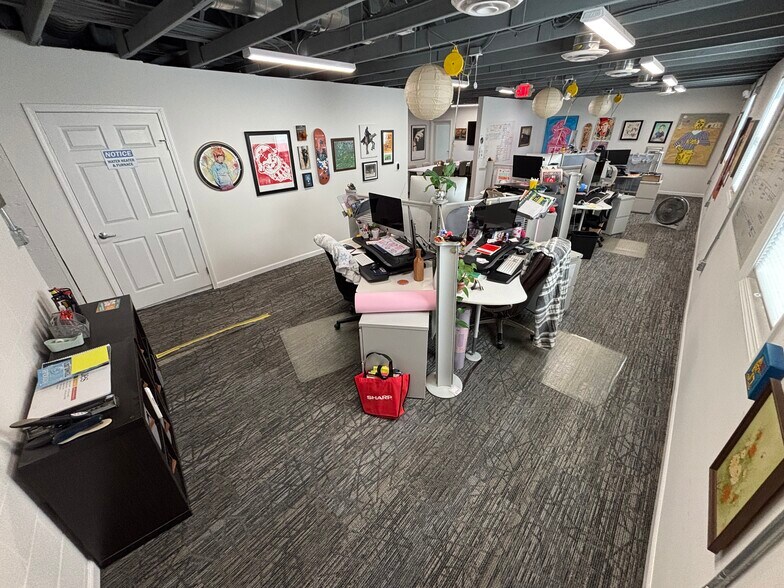 More Photos Of 516 E Main St, Brownsburg Office For Sale