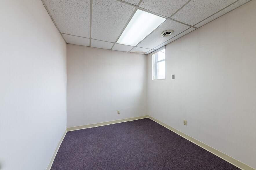 Primary Photo Of 1639 Sabraton Ave, Morgantown Office For Sale