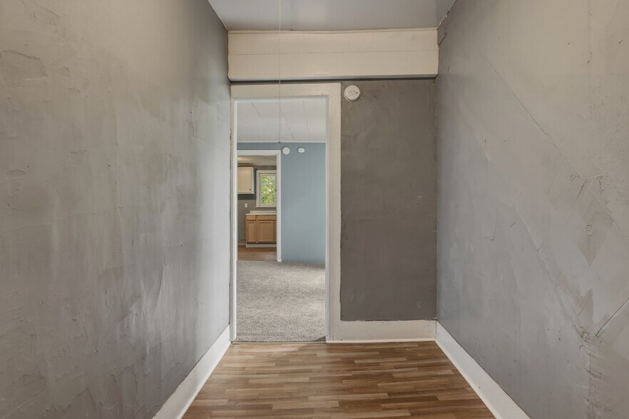 More Photos Of 291 Sunset Dr, Corning Apartments For Sale