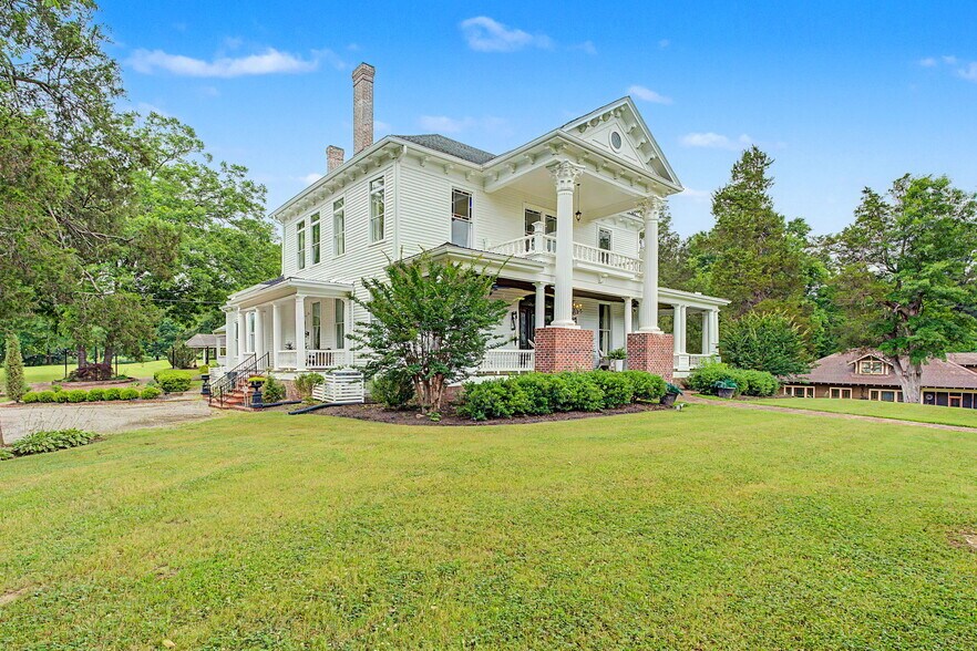 More Photos Of 118 Hwy 309 S, Byhalia Lodge Meeting Hall For Sale