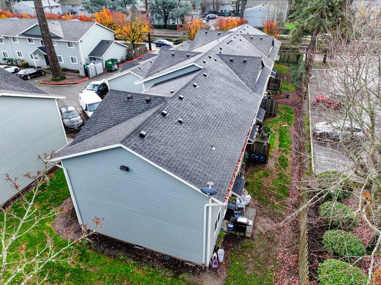 More Photos Of 16405 E Burnside St, Portland Apartments For Sale