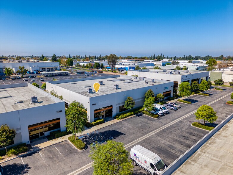 More Photos Of 11264 Monarch St, Garden Grove Warehouse For Sale
