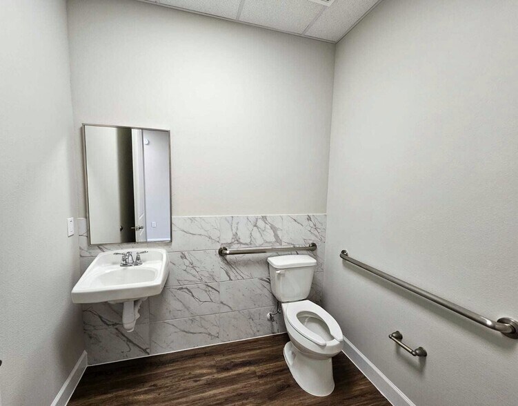 More Photos Of 23410 Grand Reserve Dr, Katy Medical For Lease