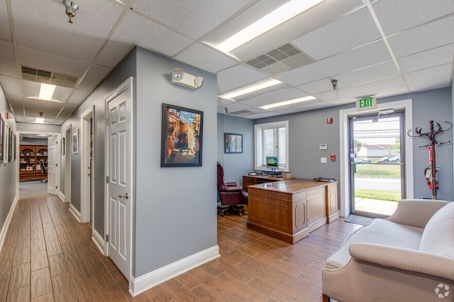 More Photos Of 8160 Lark Brown Rd, Elkridge Flex For Sale