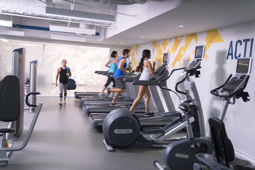 More Photos Of 4270 Executive Sq, La Jolla Unknown For Lease