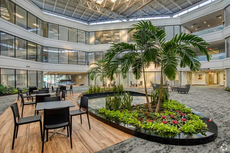 More Photos Of 5404 Cypress Center Dr, Tampa Office For Lease