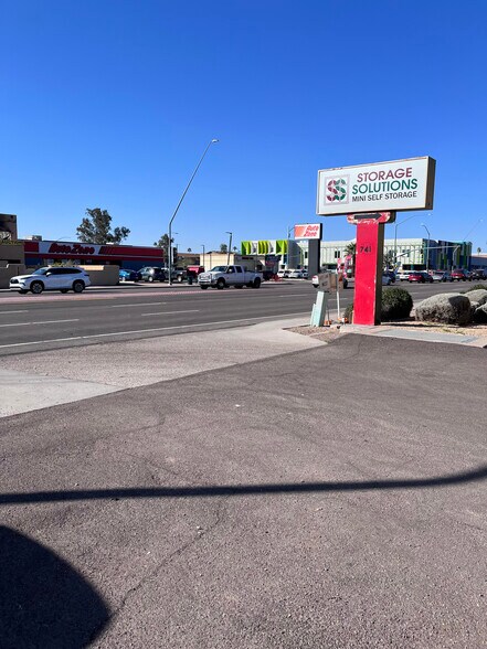 More Photos Of 727 N Country Club Dr, Mesa Service For Sale