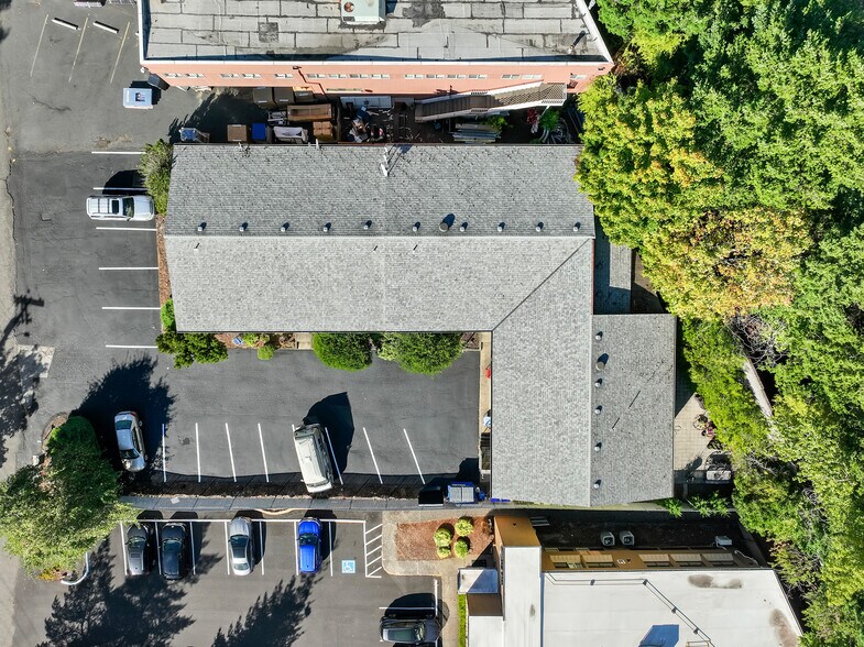 More Photos Of 4633 SW Huber St, Portland Apartments For Sale