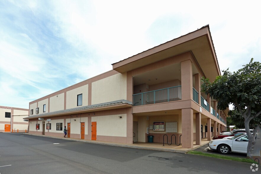 More Photos Of 115 E Lipoa St, Kihei Self Storage For Lease