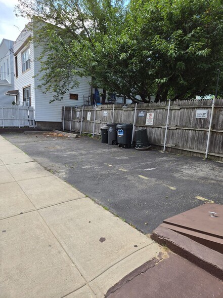 More Photos Of 6746 80th St, Middle Village Apartments For Sale