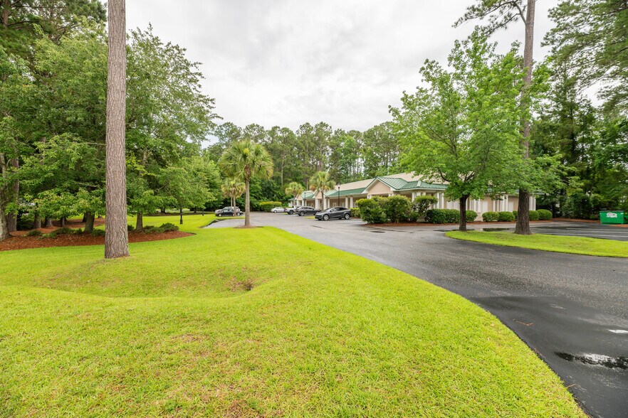 More Photos Of 121 Mead Rd, Hardeeville Medical For Lease