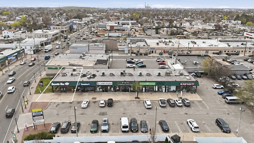 More Photos Of 2882-2904 Long Beach Rd, Oceanside Freestanding For Lease