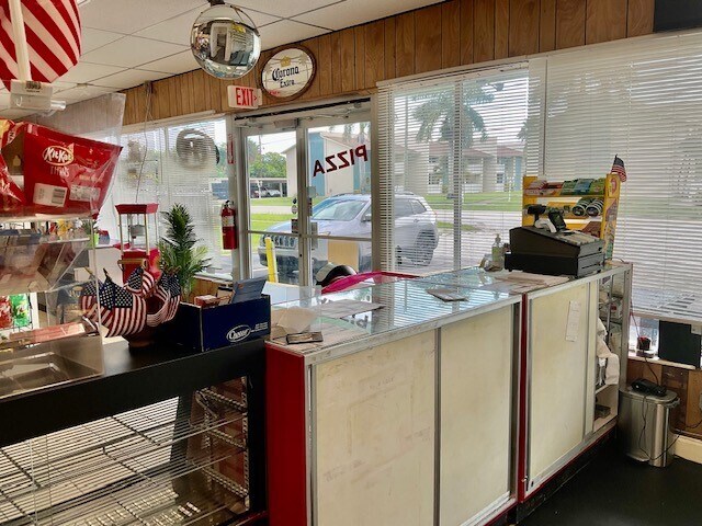 More Photos Of 245 N Banana River Dr, Merritt Island Convenience Store For Sale
