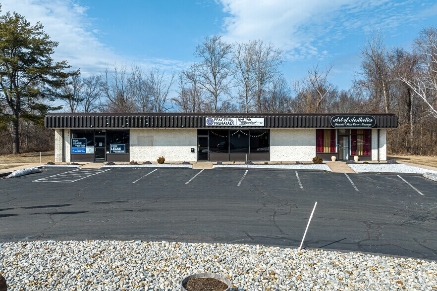 More Photos Of 31-35 Webster Square Rd, Berlin Freestanding For Lease