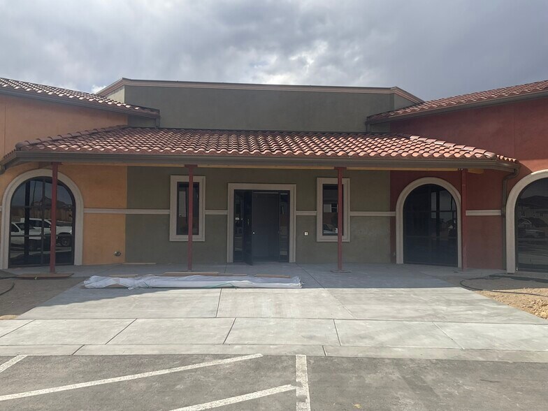 More Photos Of 6885 Tutt Blvd, Colorado Springs Medical For Lease