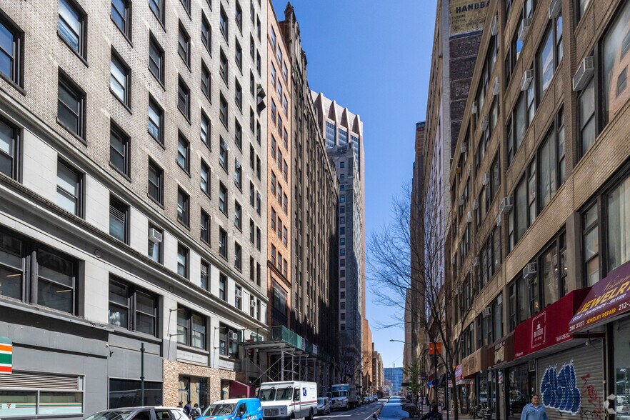 More Photos Of 33 E 33rd St, New York Office For Sale