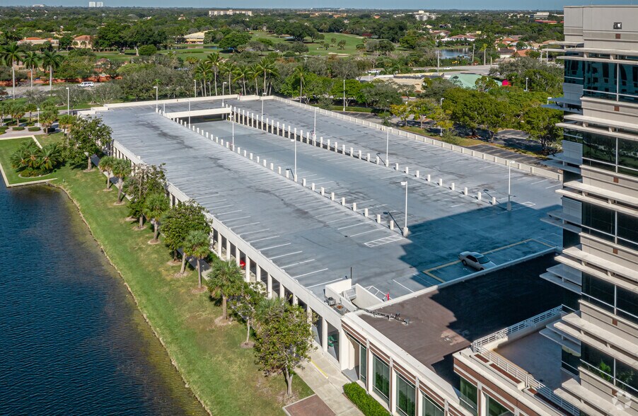 More Photos Of 1200 S Pine Island Rd, Plantation Office For Lease