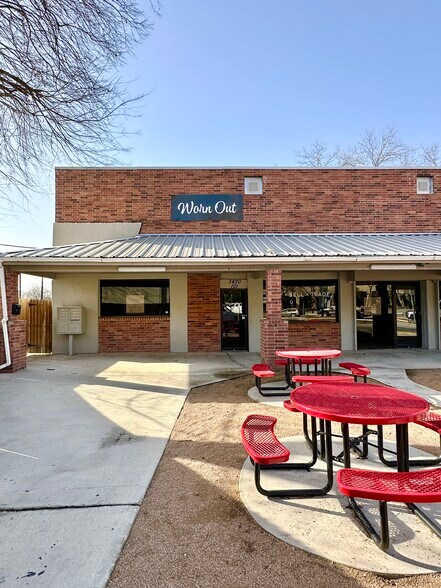 More Photos Of 3420-3440 N St Marys St, San Antonio Unknown For Lease