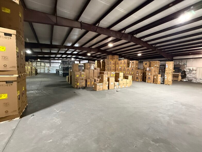 More Photos Of 501 W Main Ave, Gastonia Warehouse For Sale