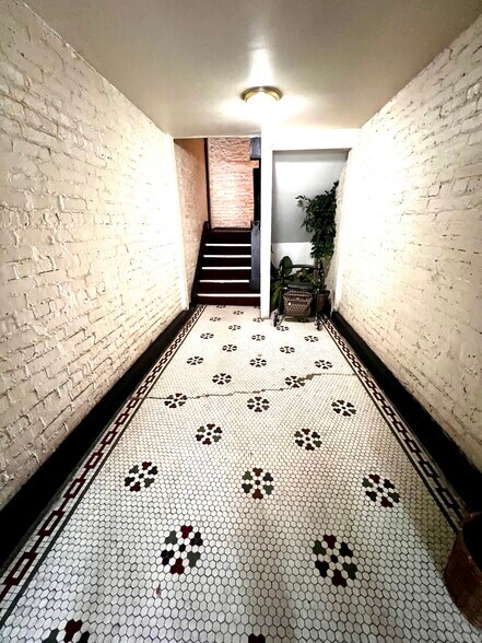 More Photos Of 6806 S Clyde Ave, Chicago Apartments For Sale