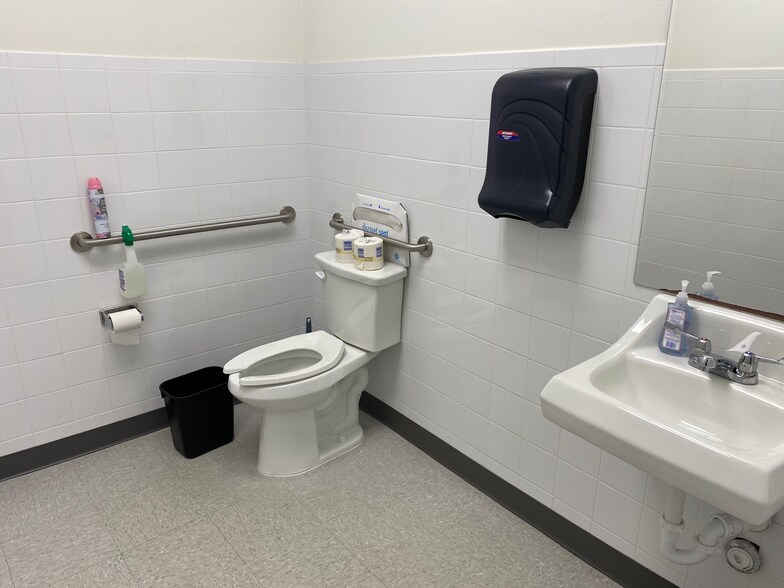 More Photos Of 19214 Clay Rd, Katy Unknown For Lease