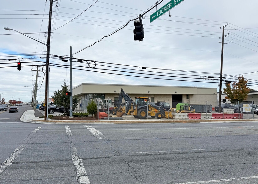 More Photos Of 10401 Tucker St, Beltsville Warehouse For Sale
