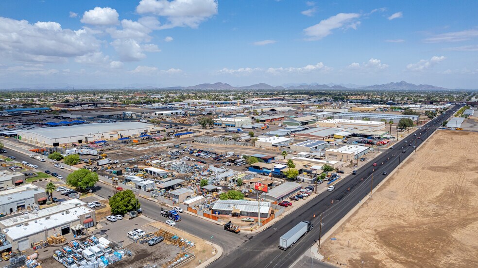 More Photos Of 6016 N 57th Ave, Glendale Warehouse For Sale