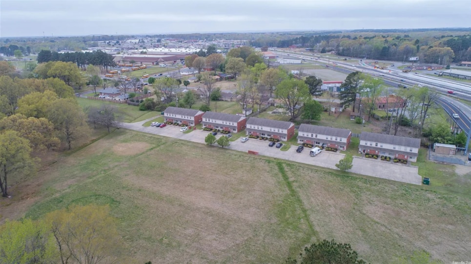 More Photos Of 900 Madden Rd, Jacksonville Apartments For Sale