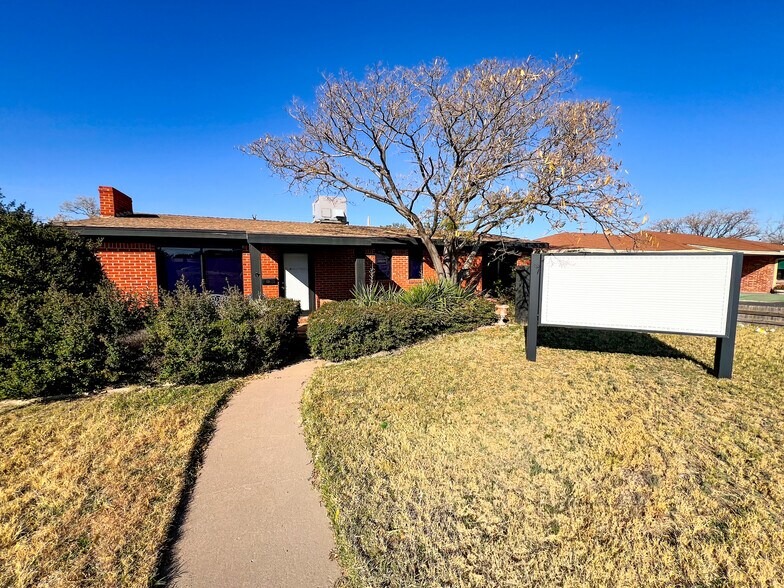 More Photos Of 2604 W Kansas Ave, Midland Loft Creative Space For Sale