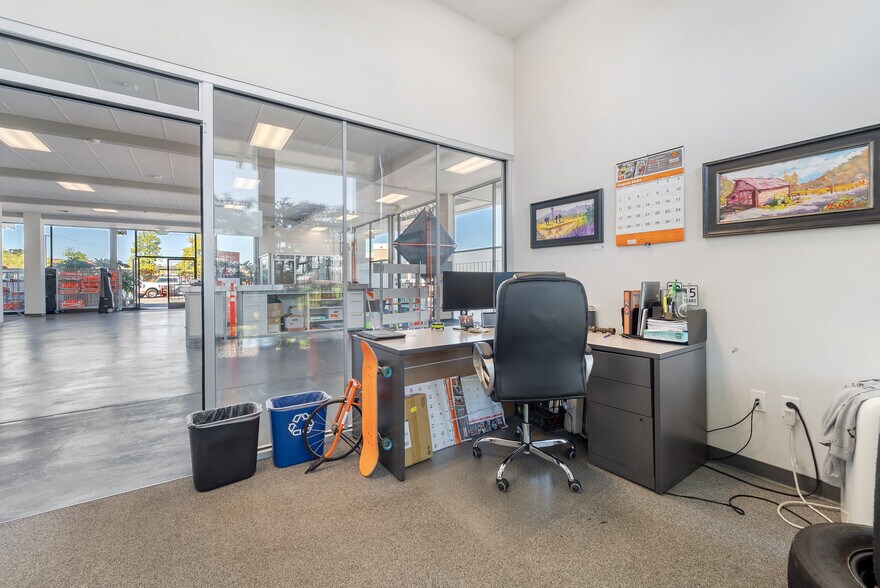 More Photos Of 8399 Edgewater Dr, Oakland Warehouse For Sale