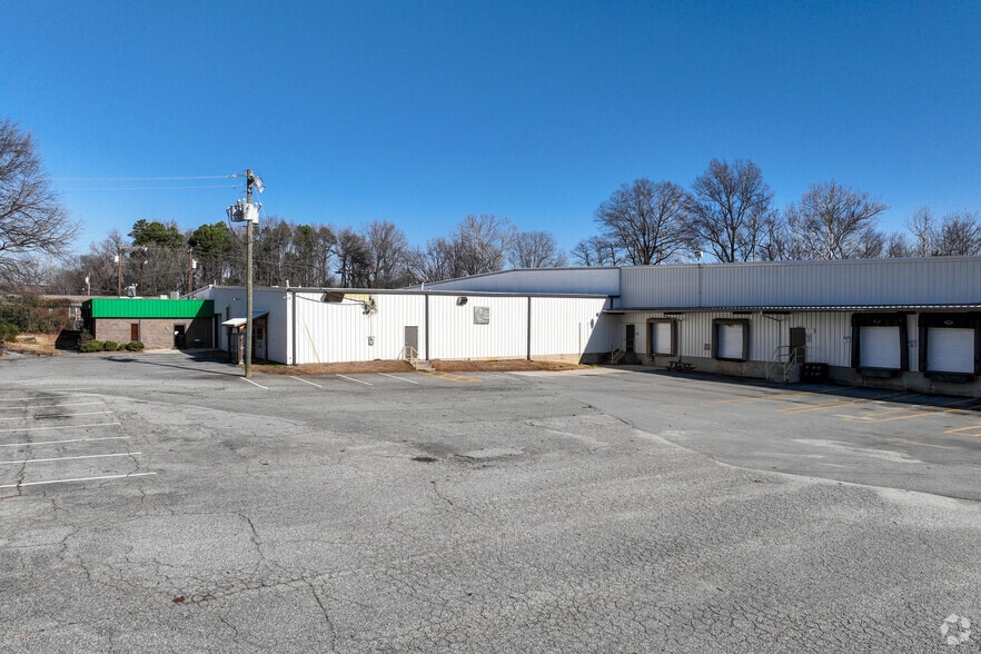 Primary Photo Of 501 W Camel St, Greensboro Warehouse For Lease