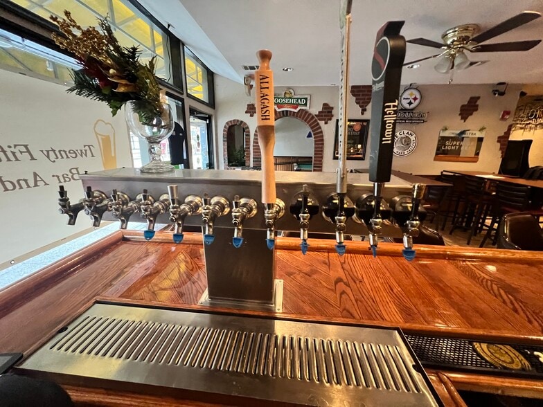 More Photos Of 2512 E Carson St, Pittsburgh Bar For Sale