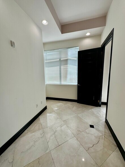 More Photos Of 8501 SW 124th Ave, Miami Medical For Lease