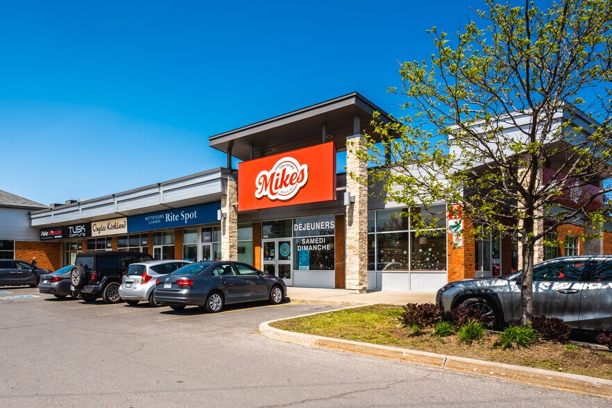 More Photos Of 2953 Boul Saint-Charles, Kirkland Unknown For Lease