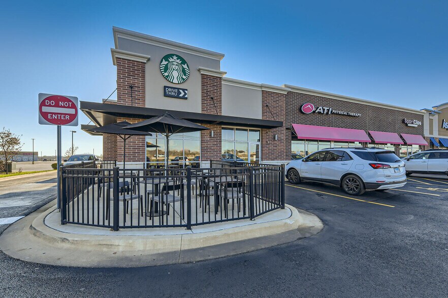 More Photos Of 11525 US Highway 14, Woodstock General Retail For Lease