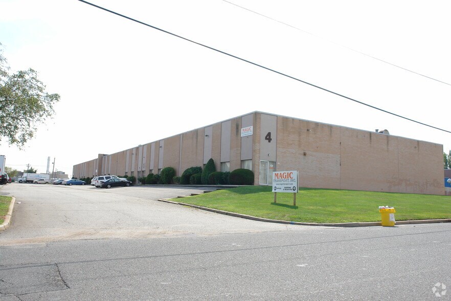 Primary Photo Of 1421-1447 Pinewood St, Rahway Light Distribution For Lease