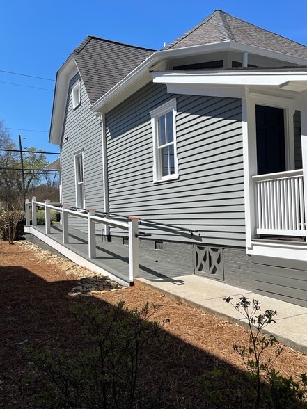 More Photos Of 254 N Broad St, Monroe Office For Lease