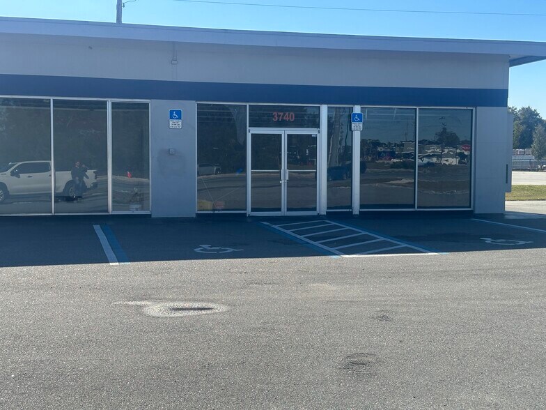 More Photos Of 3740 NW Blitchton Rd, Ocala Service Station For Lease