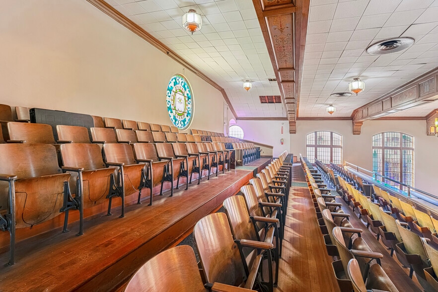 More Photos Of 2100 5th Ave, Oakland Religious Facility For Sale