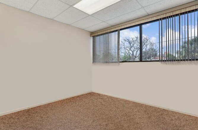 More Photos Of 4524 Gun Club Rd, West Palm Beach Office For Sale