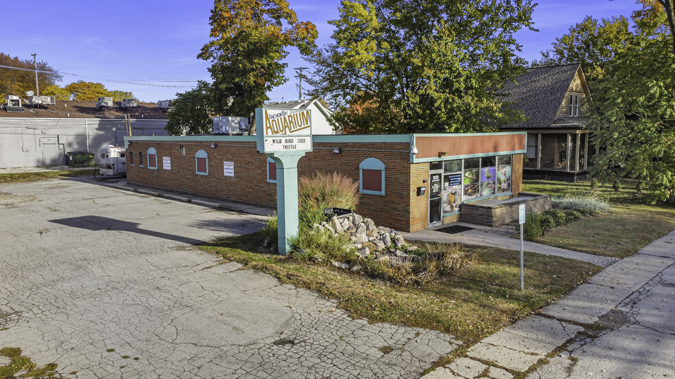 Primary Photo Of 36457 Alfred St, New Baltimore Freestanding For Sale