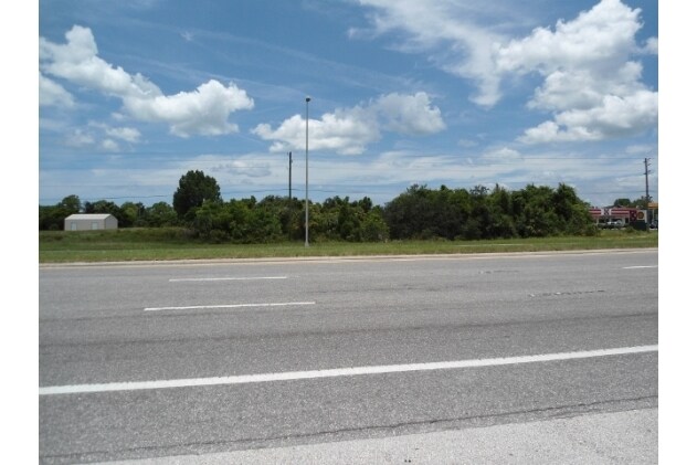 More Photos Of 15807 US Highway 19, Hudson Land For Lease