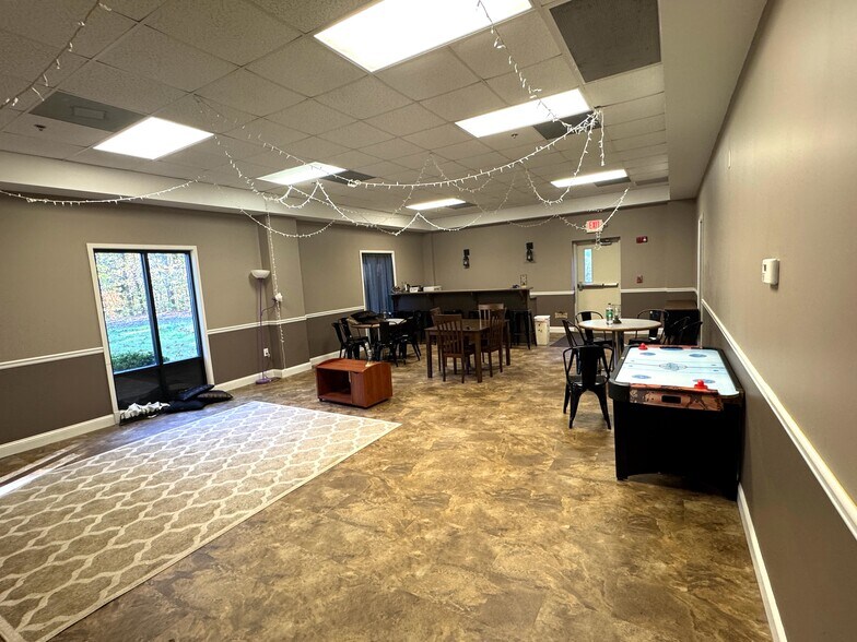 More Photos Of 3715 Bright Star Rd, Douglasville Religious Facility For Sale