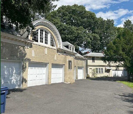 More Photos Of 543-573 W 8th St, Plainfield Apartments For Sale