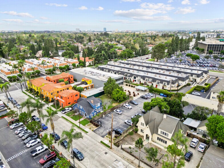 More Photos Of 2215 N Broadway, Santa Ana Medical For Sale