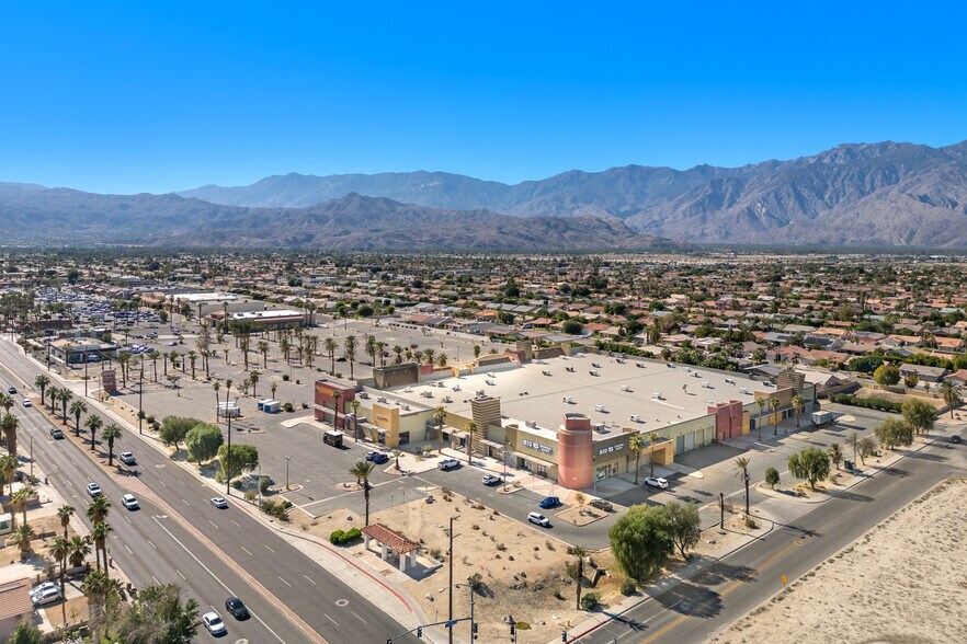 More Photos Of 31033 Date Palm Dr, Cathedral City Storefront For Sale